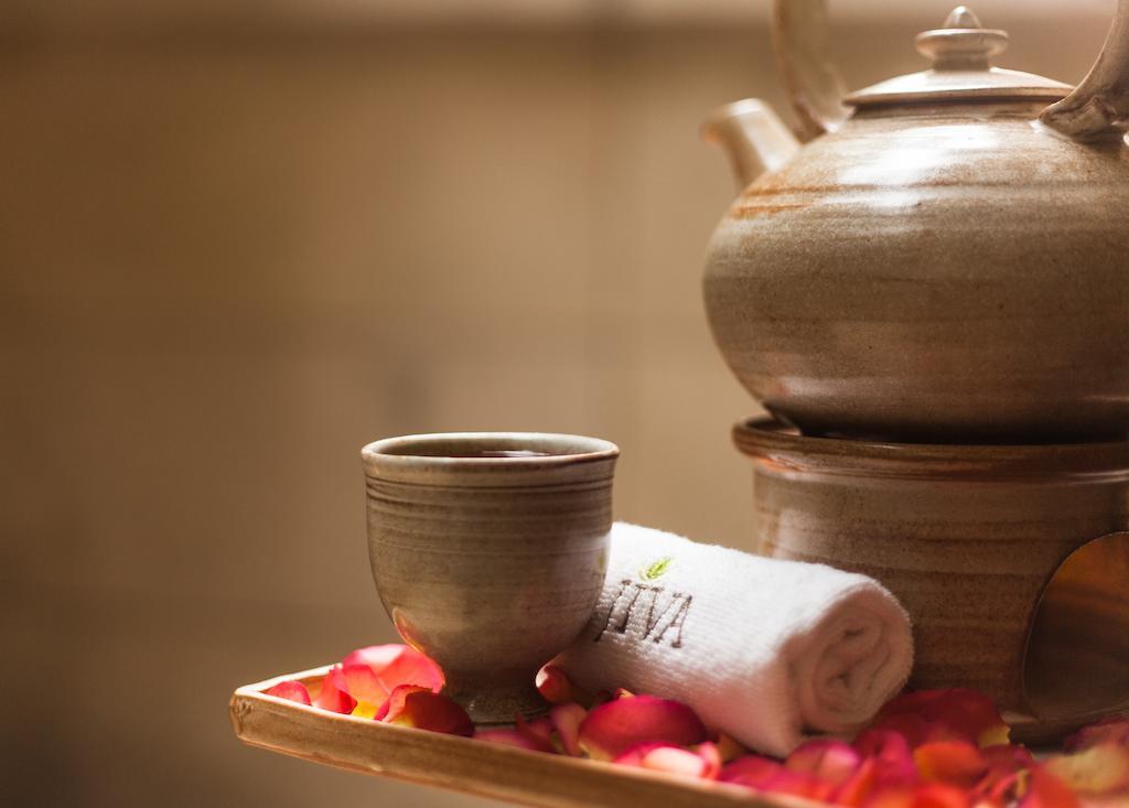 Taj Surajkund Resort & Spa, Delhi Ncr Faridabad Exterior foto A tea set